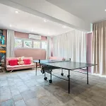 Villa Artzy