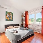 Villa Artzy *