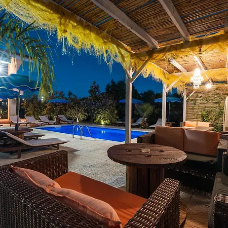 Villa Artzy *