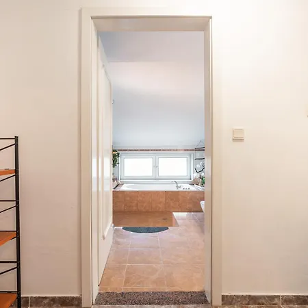 Villa Artzy